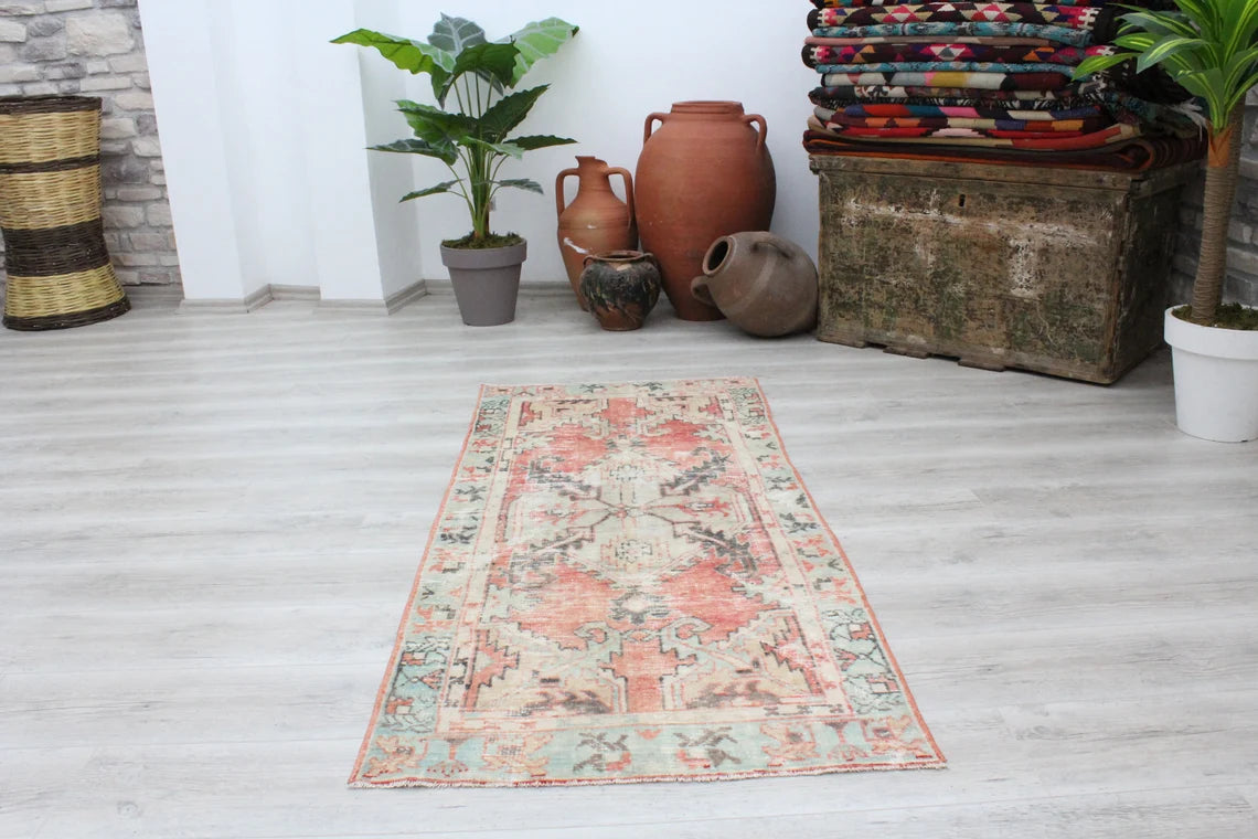 37.5×70 \"Call me” ViNTAGE TURKiSH RUG 5.5 Ft. X 9.3 Ft. Vintage Turkish Rug TR01997 – Turk Rugs