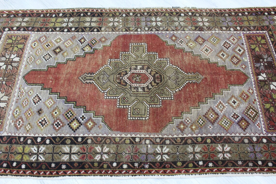 1'5 x 2'9 Ft Turkish Small Rug, Handmade Small Rug, Mini Vintage Rug, buy Tiny Rug, Home Decor, Cute Rug, Front Mat, Bathroom Rug, Entryway Rug