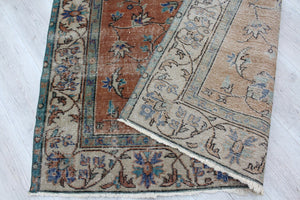 Vintage Turkish Rug "Zaim"  - 53" x 92" , #439