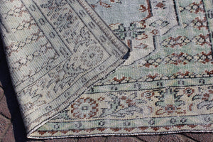 Brunico 69.5" x 101", #153