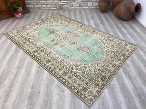 Hess 109" x 72", #121